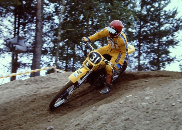 Seppo Isomäki ja Suzuki RA125. Salo GP-125cc 1980